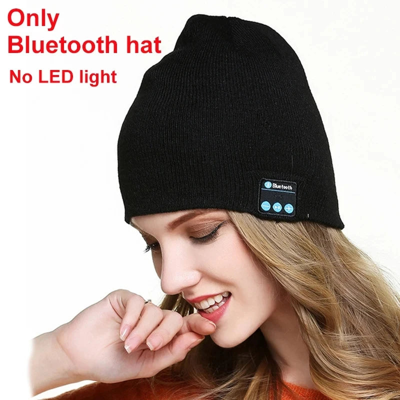 Warm Beanie Bluetooth 5.0 LED Hat Wireless Stereo Headset Music Player with MIC for Handsfree Support Dimming Rechargeable